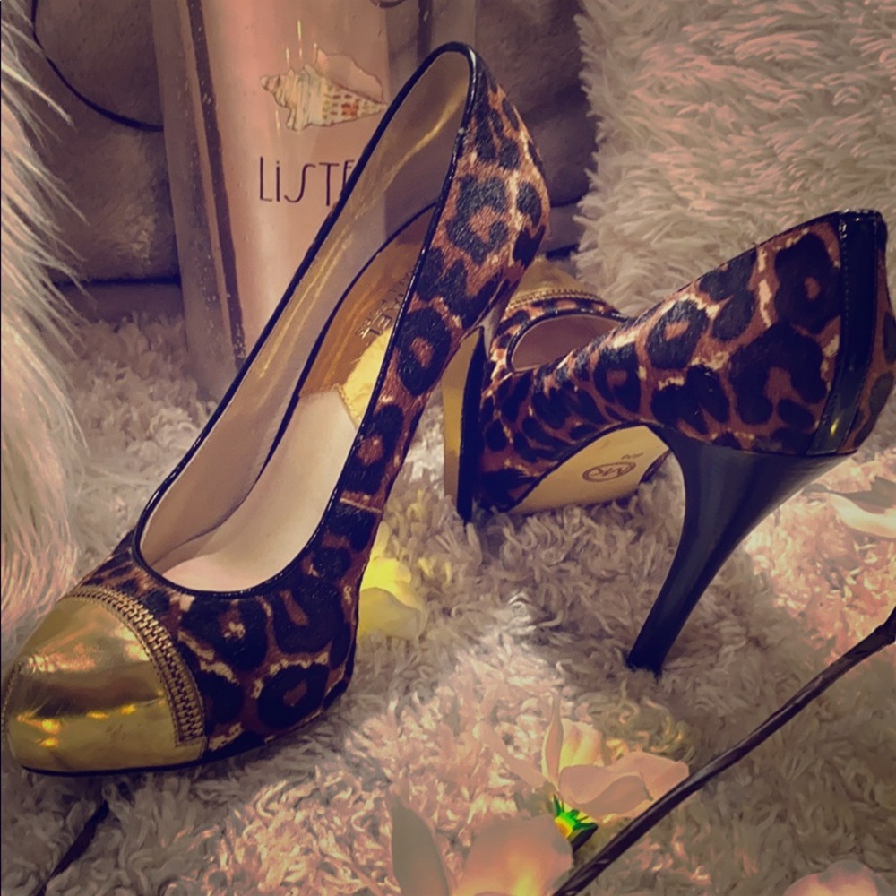 Shoes sale.MICAHEL KORS